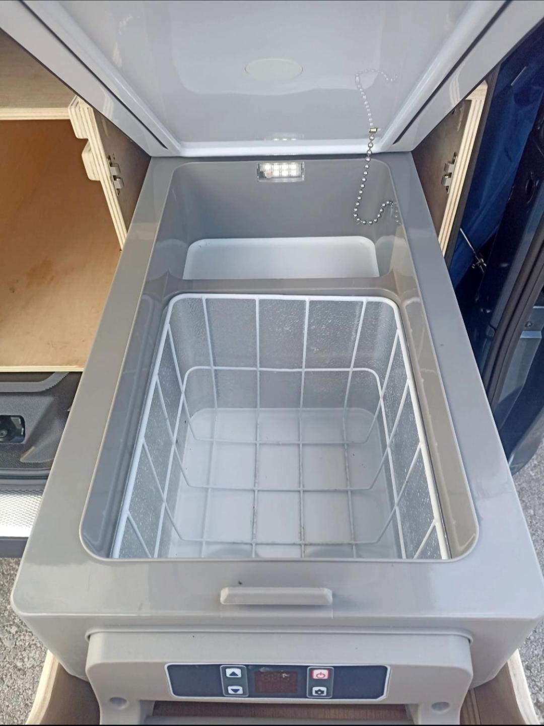 Hotel Ford Transit Custom Camper PMI Exterior foto
